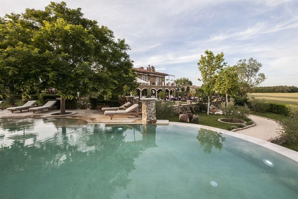 Relais Borgo Santo Pietro2