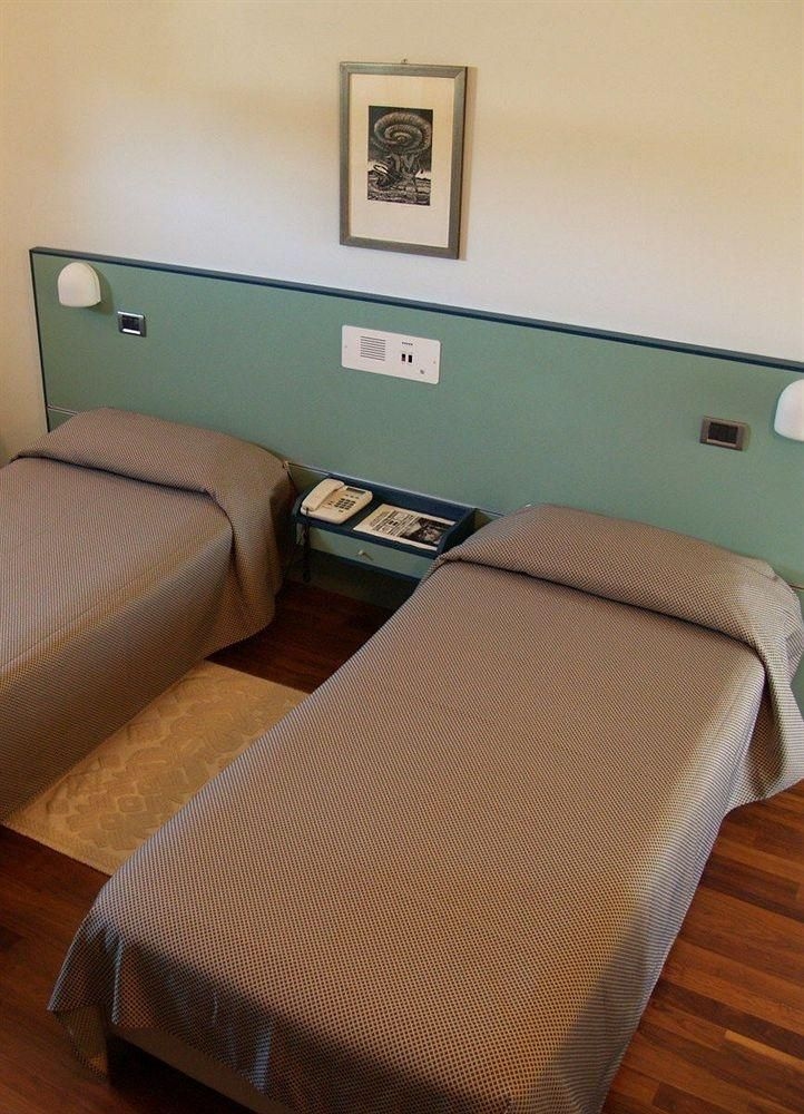 Deco Hotel4