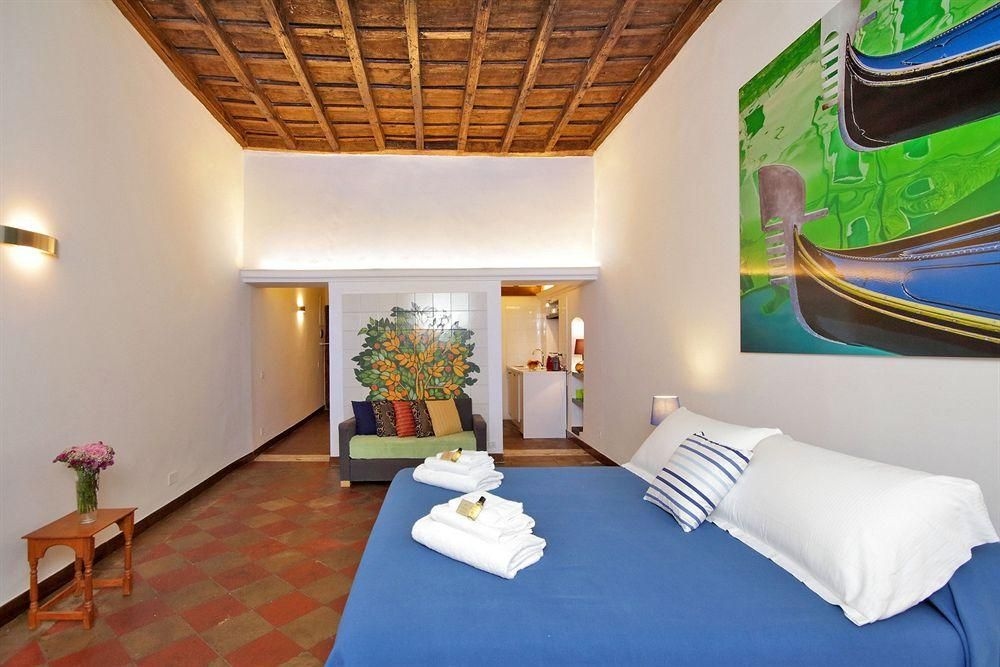 Short Stay Rome Apartments Navona1