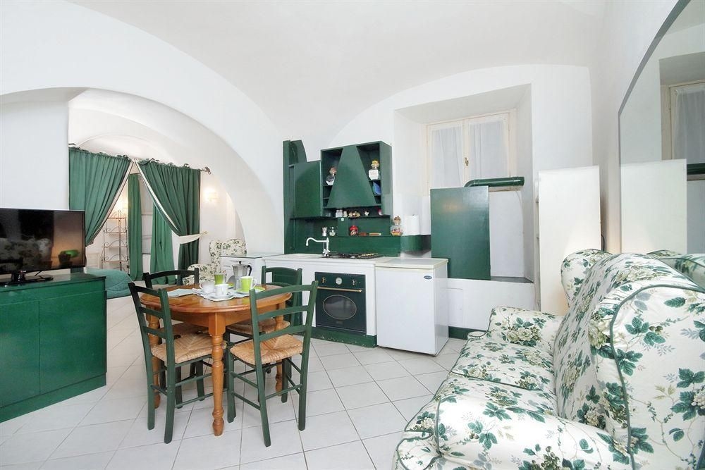Short Stay Rome Apartments Termini2