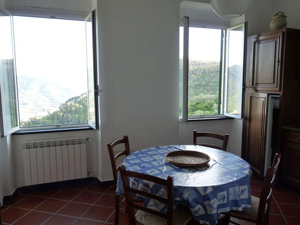La Villa Antica delle Cinque Terre1