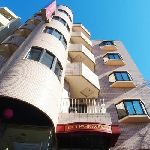 โรงแรมพาร์ค อเวนิว (Hotel PARK AVENUE)1