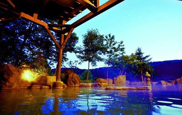 โรงแรมนิเซโกะ แกรนด์ (Niseko Grand Hotel)1