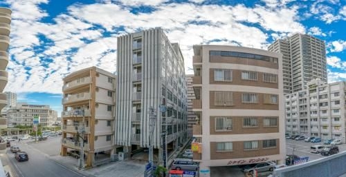 โรงแรม สตอร์ก (Hotel Stork)0