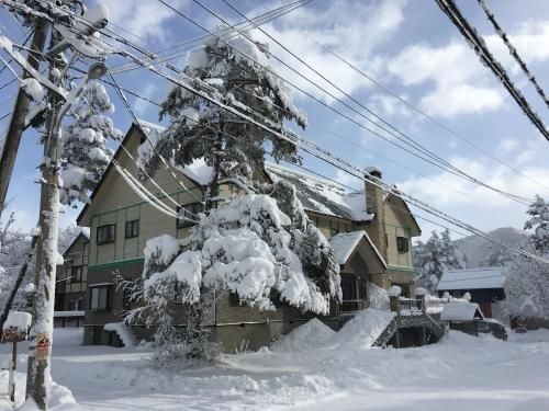 เซเว่นธ์ เฮฟเว่น ฮากูบะ (Seventh Heaven Hakuba)1