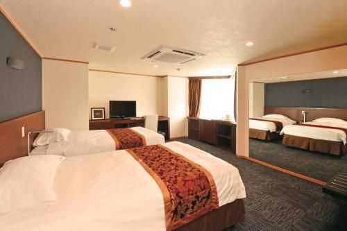 โรงแรมมารีน เวิลด์ (Hotel Marine World)1
