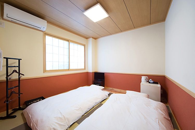เอะบิซุ เรียวกัง (Ebisu Ryokan)0