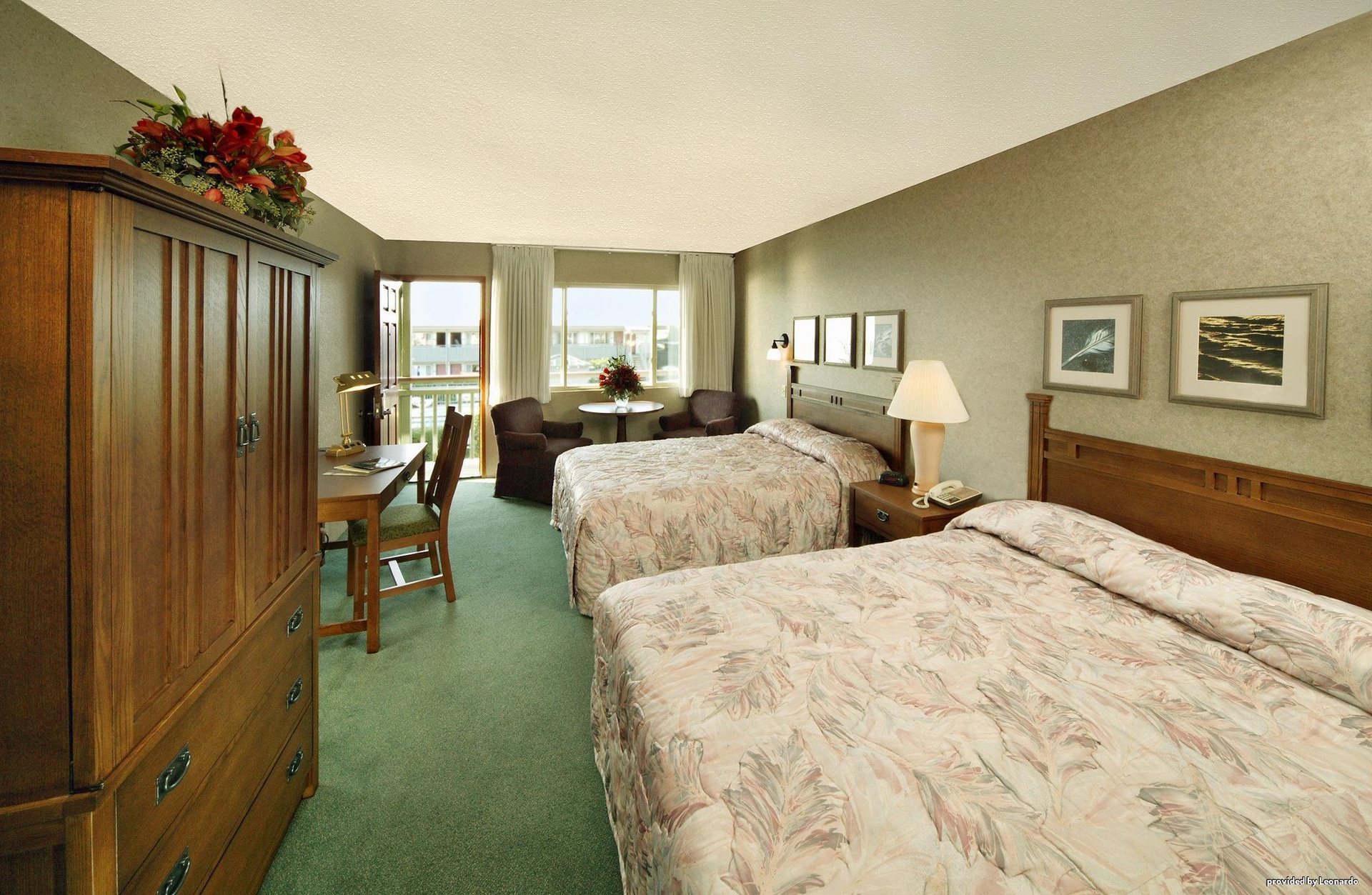Best Western Plus Cavalier Oceanfront Resort4