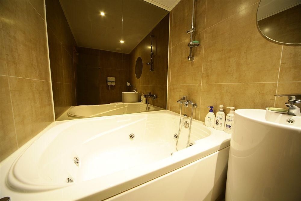 Sheel Hotel2