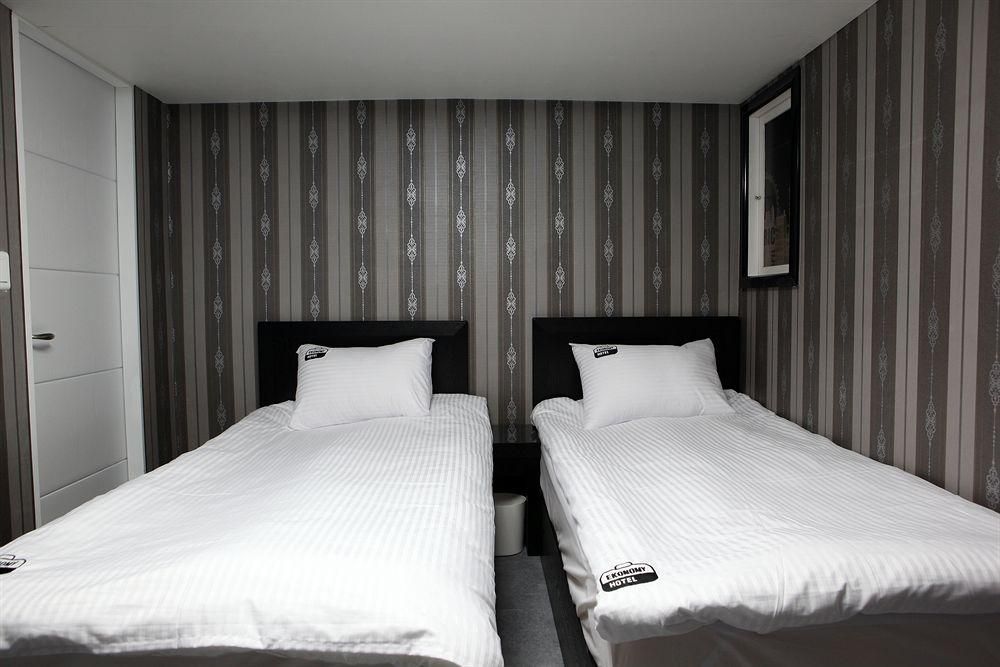 Ekonomy Hotel Eunpyeong4