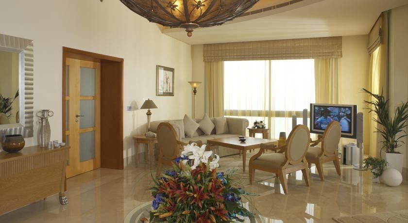 Marina Hotel Kuwait4