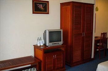 Champasak Palace Hotel3