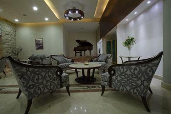 Cristal Grand Kadri Hotel4