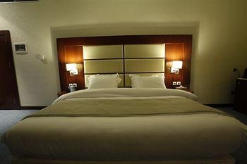 Cristal Grand Kadri Hotel1