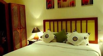 The Cosy Beach0