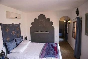 Riad Tara1