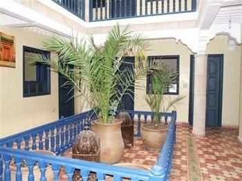 Eraounak Hotel3