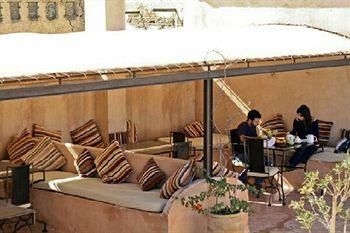Riad Laaroussa- Guest House3