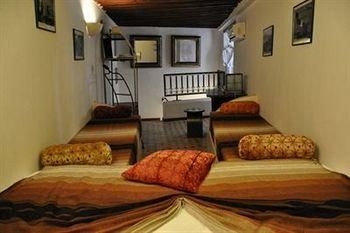 Riad Laaroussa- Guest House2