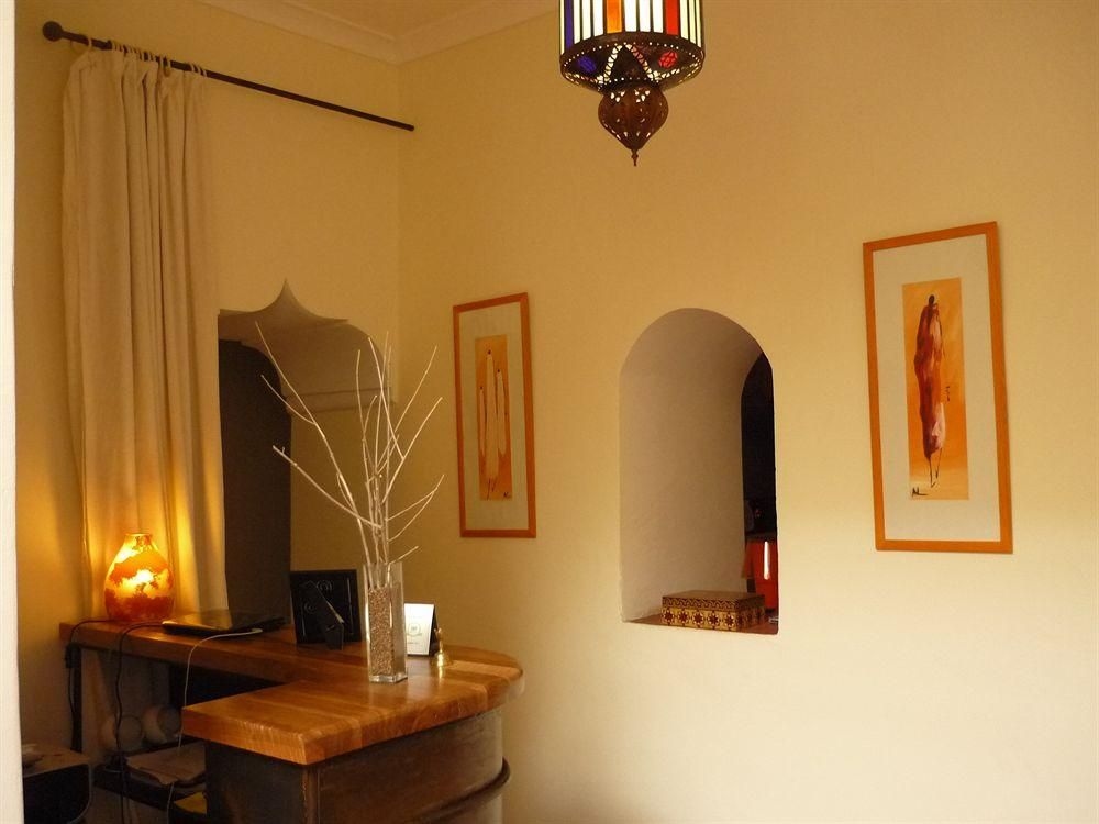 Riad Maia2