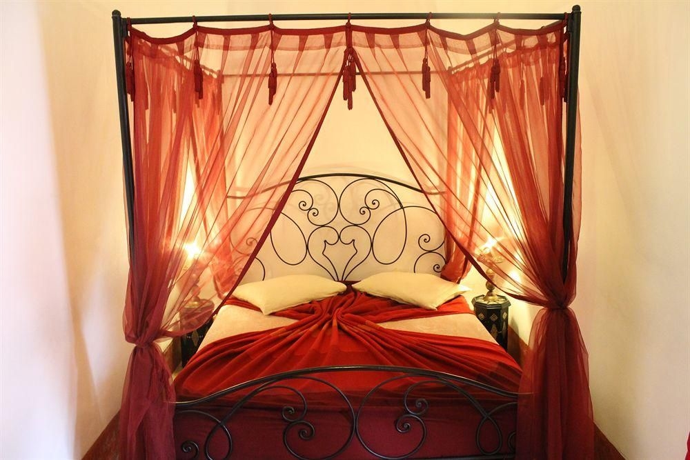 Riad Smara1