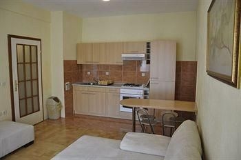Villa Dea0