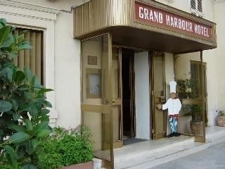 Grand Harbour Hotel0