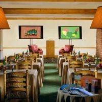 Pines Lodge Rock Resorts3