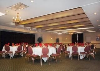 Quality Suites Downtown4