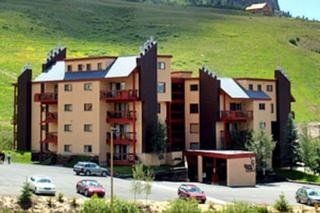 Woodcreek Condominiums4