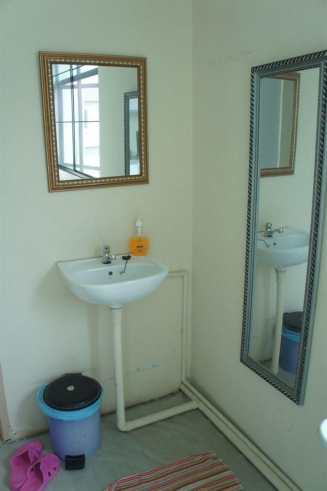 7-Inn Budget Lodge4