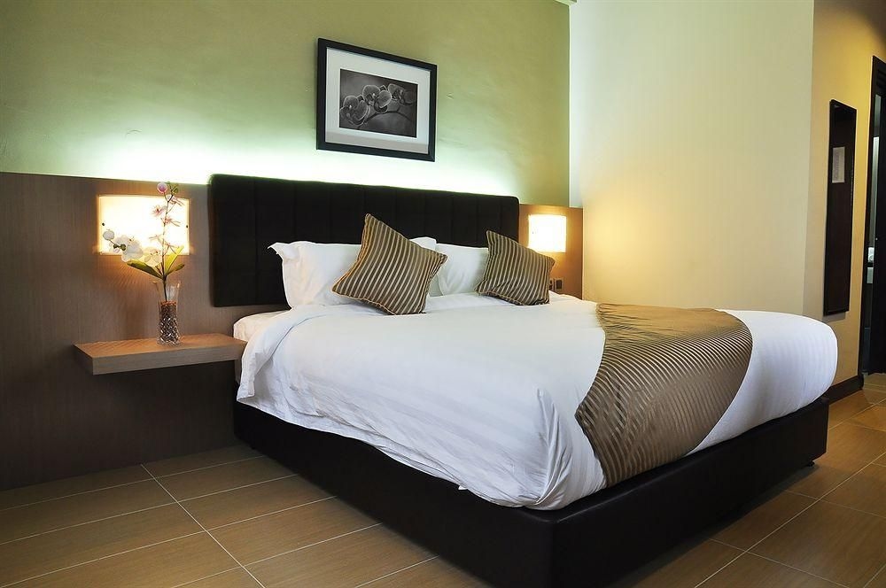 Hotel Bendahara Makmur1
