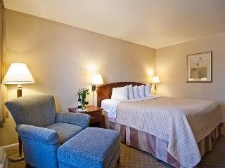 Best Western University Inn3