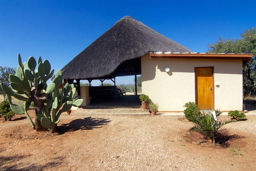 Etango Ranch Guestfarm3