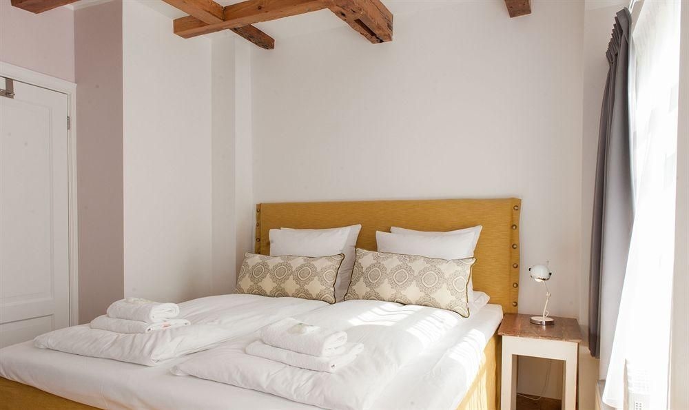 Canal Belt apartments-Jordaan area1