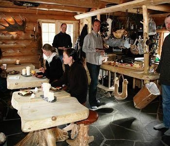 Engholm Husky Design Lodge1