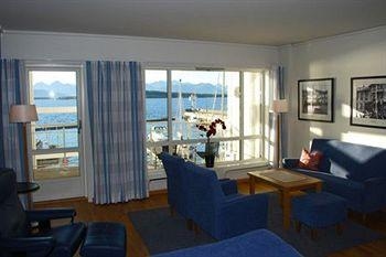 Hotell Molde Fjordstuer3
