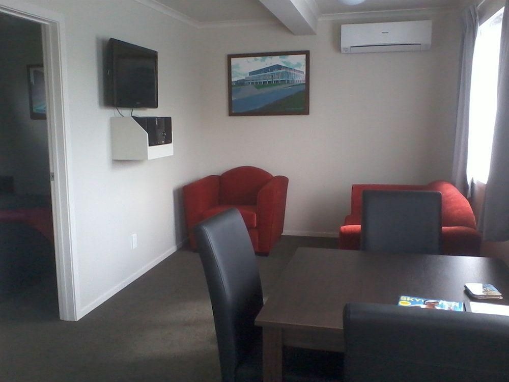Arena Court Motor Lodge4