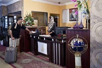 Delmon Hotel Apartments4