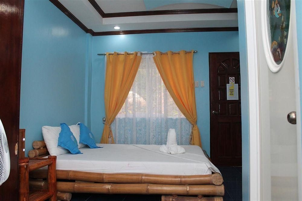 Moonlight Resort0