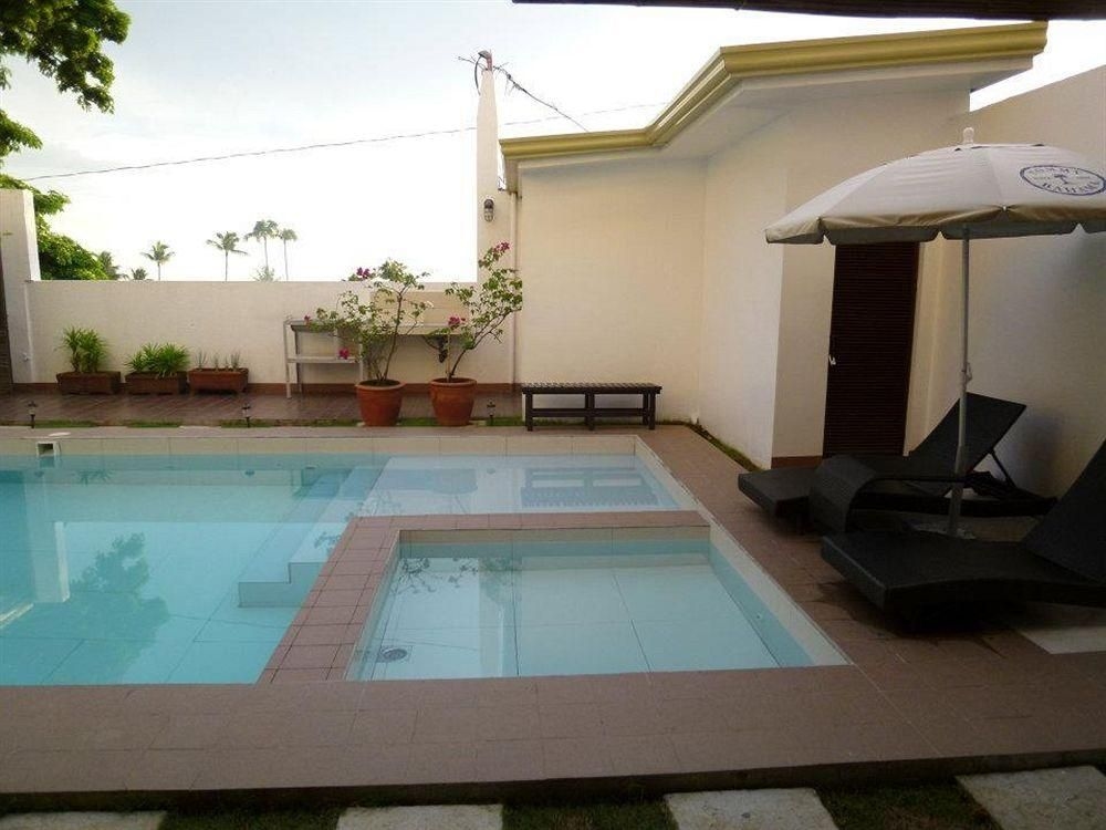 Blue Waves Westcliff Villa3