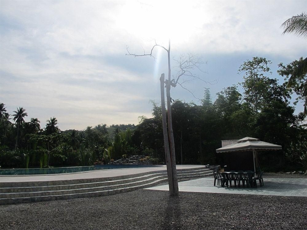 Loboc River Resort2