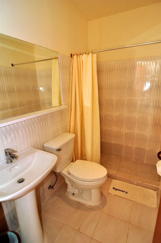 Dynasty Tourist Inn2