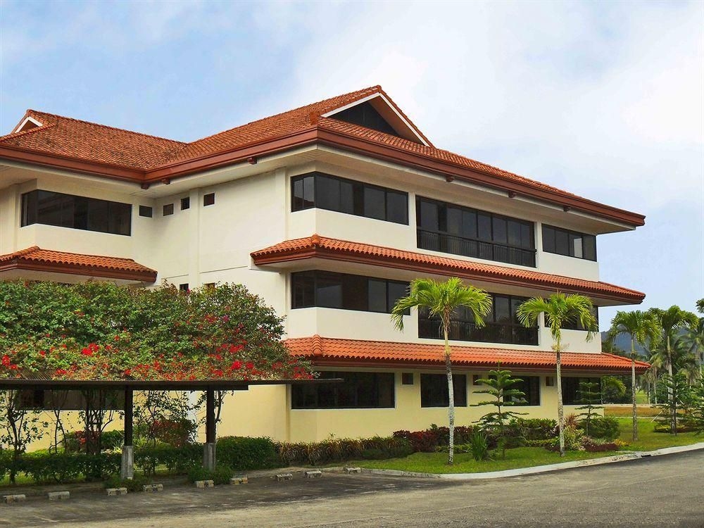 The Suites at Mount Malarayat0