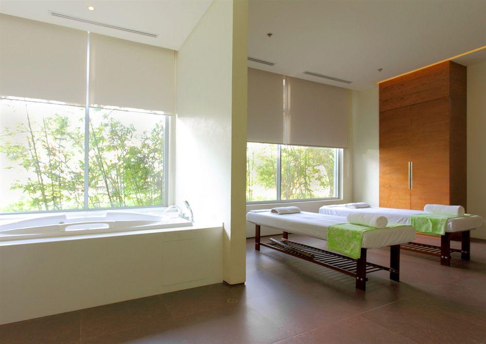 Pico Sands Hotel2
