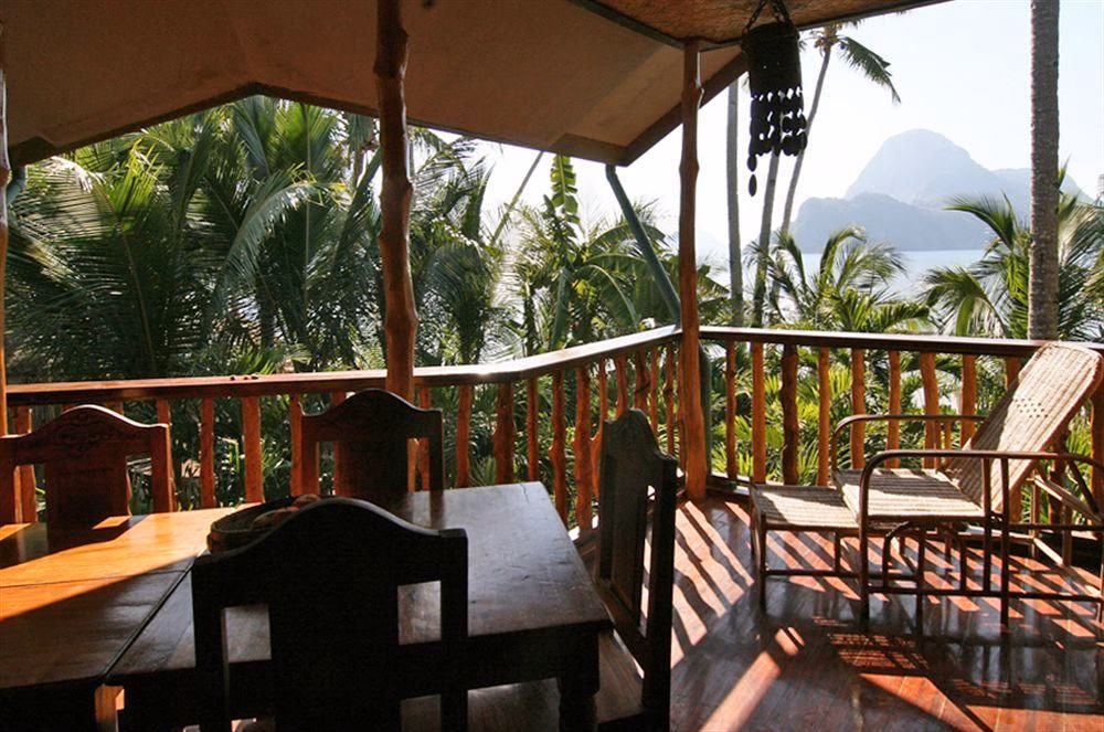 La Salangane Caalan Beach Villa0