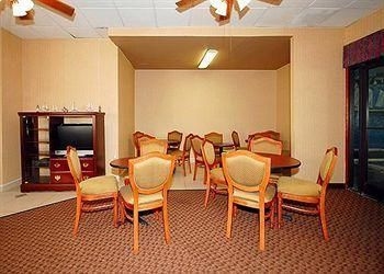 Quality Inn2