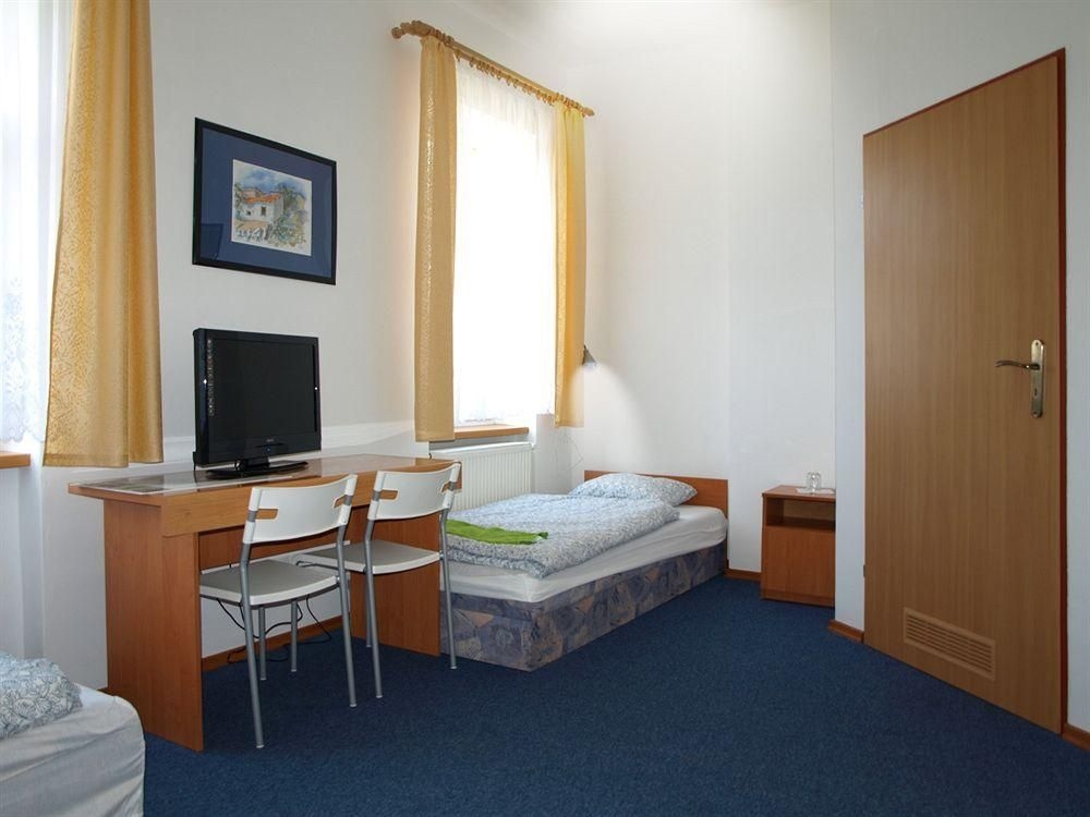 Ami Hotel4