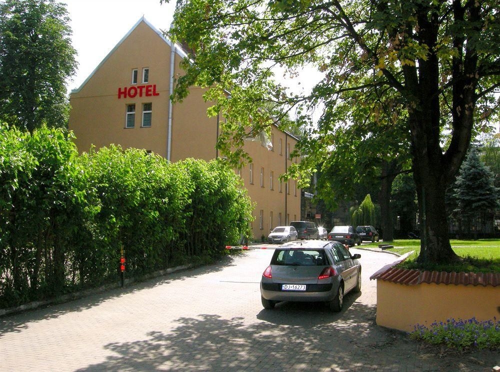 Ami Hotel3