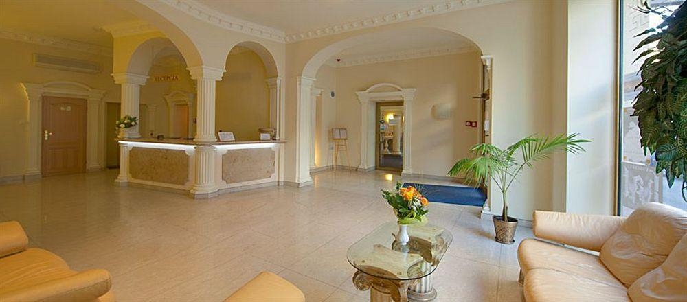 Hotel Royal4
